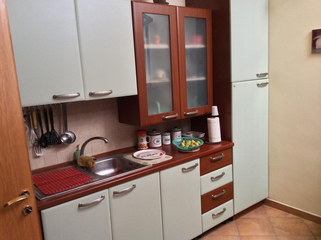 Cozy Apartment By The Sea Acireale Eksteriør bilde