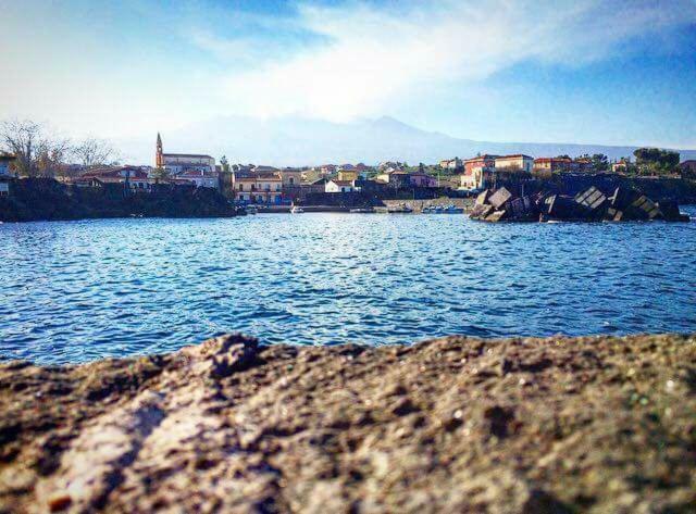 Cozy Apartment By The Sea Acireale Eksteriør bilde